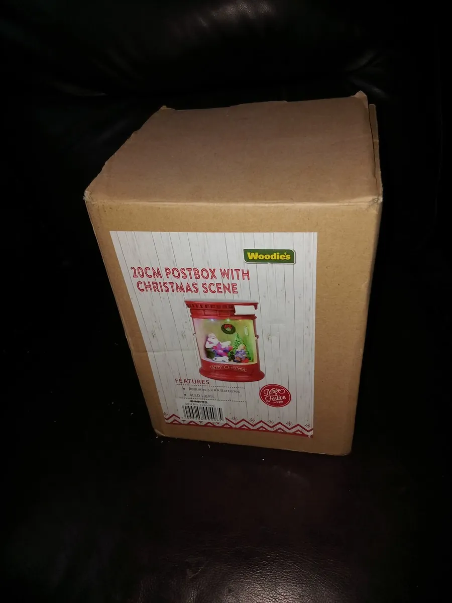 20CM POSTBOX CHRISTMAS SCENE - Image 4