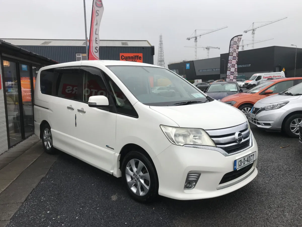 Nissan Serena 2013 Hybrid 8 Seater - Image 3