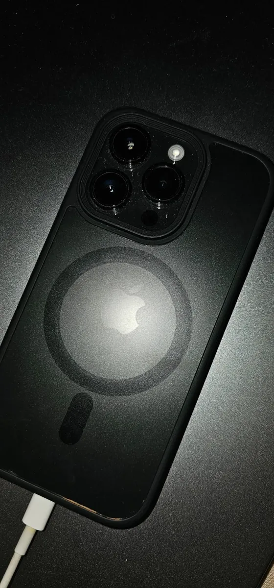 Iphone 14 pro - Image 1