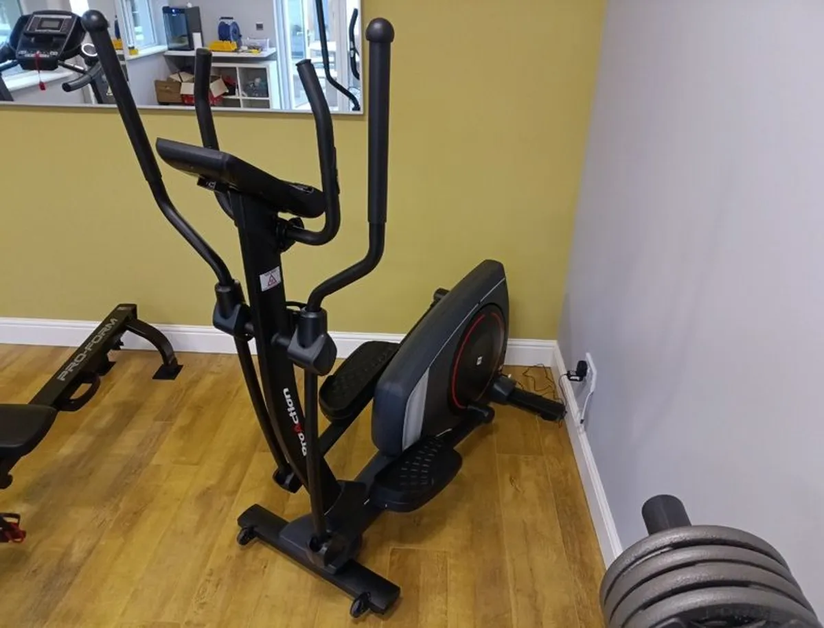 BH Fitness Crystal 2.0 Cross Trainer - Image 1