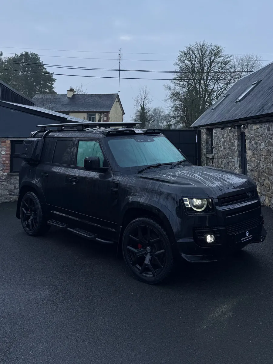 2021 LANDROVER DEFENDER 110 HARD TOP SE URBAN - Image 1