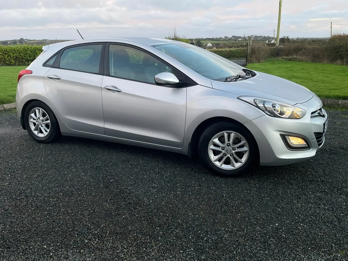 Hyundai i30 1.4 diesel -Very low mileage - Image 2