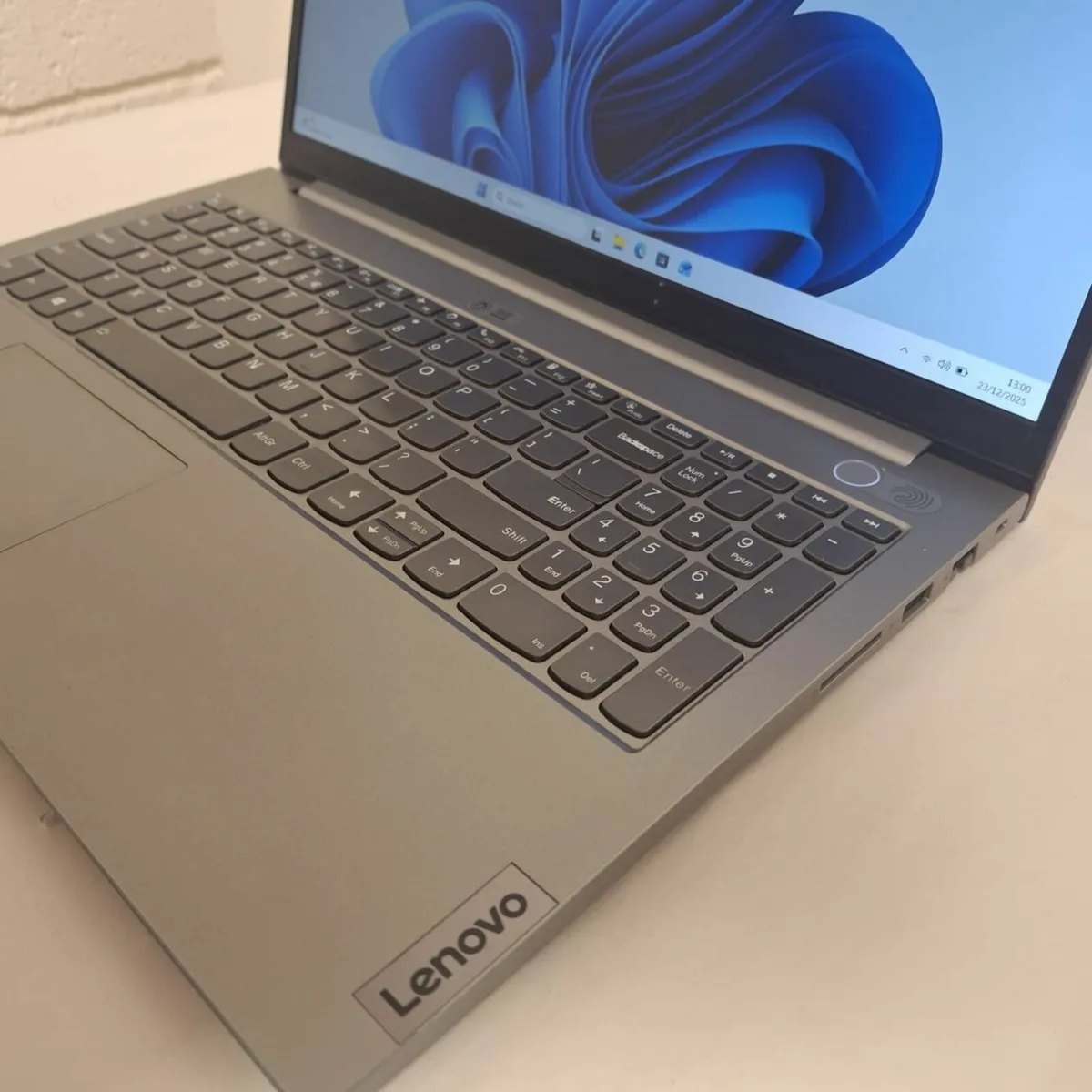Lenovo ThinkBook 15 G2 ITL | i5-1135G7 | 16GB RAM - Image 3