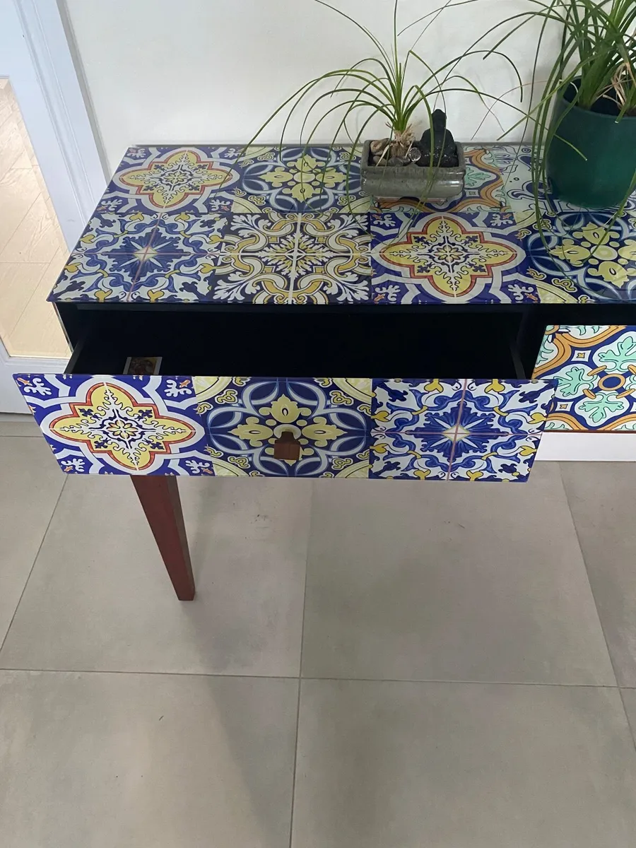 Console/ hall table - Image 2