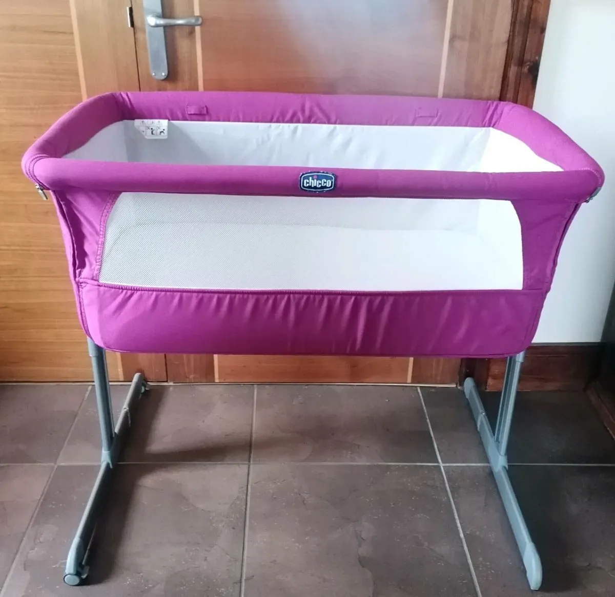 Chicco Next To Me Crib - Image 4