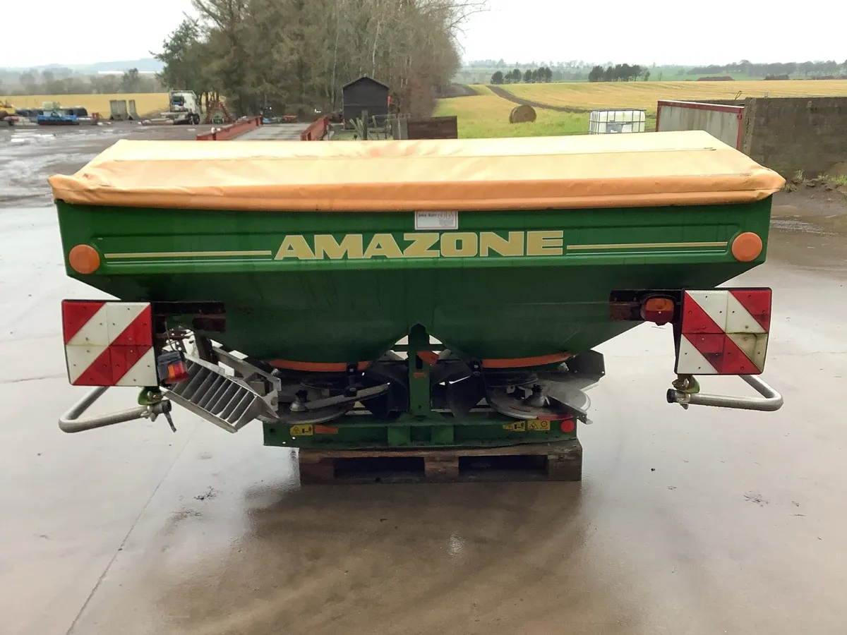 Amazone Fertiliser Spreader - Image 3