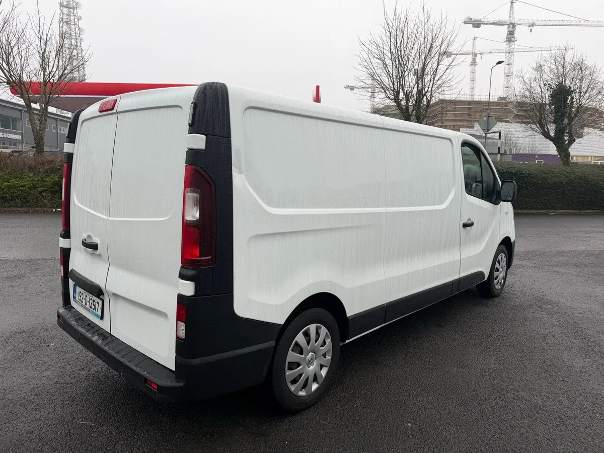 192 Renault Traffic Doe&Taxed 7/26 - Image 4