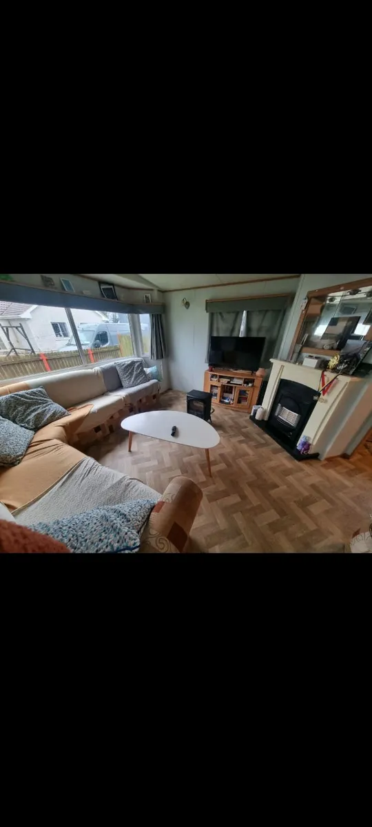 Mobile home - Image 1