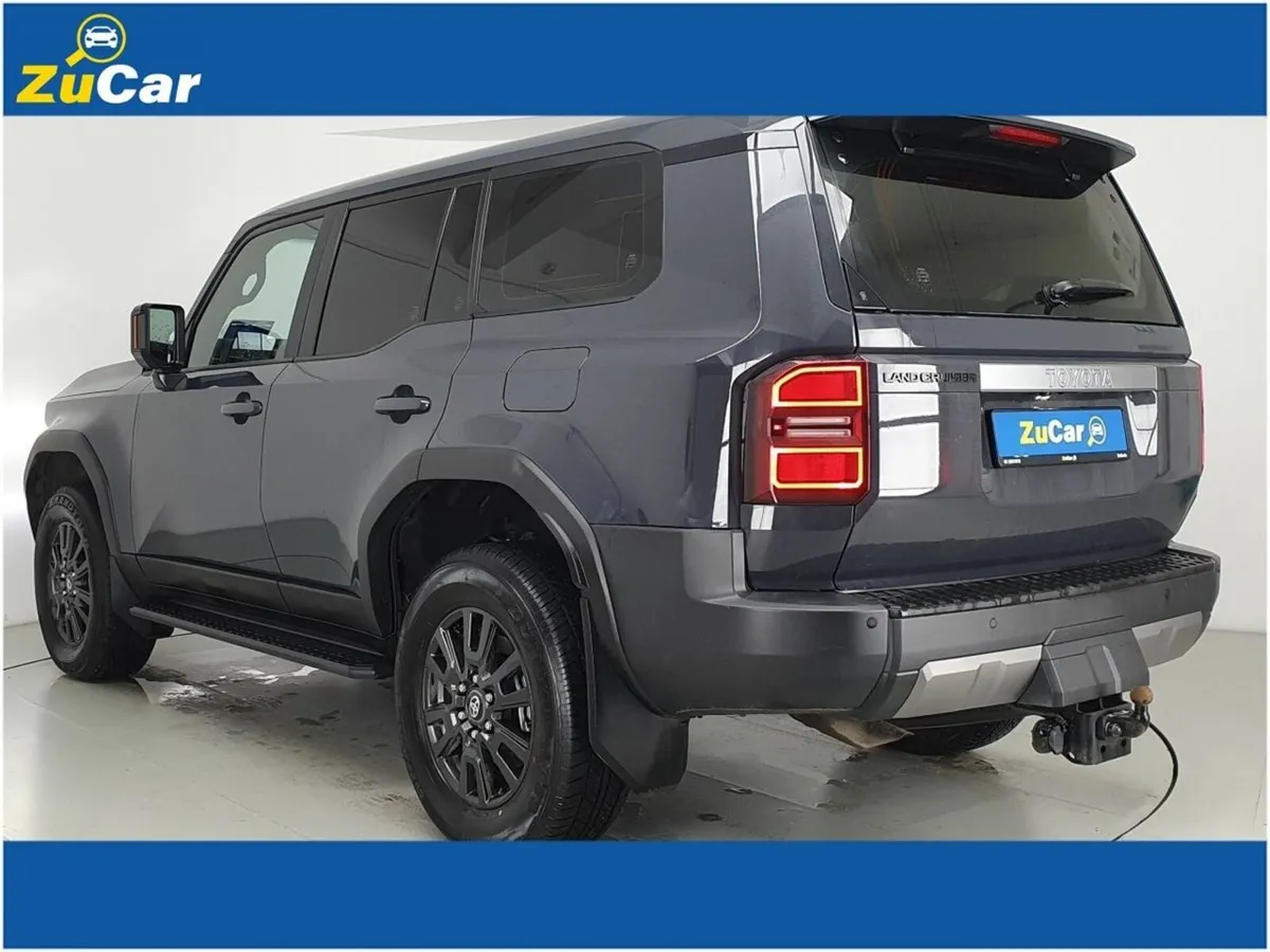 Toyota Land Cruiser N1 4 D  €66,900 INCL VAT - Image 4