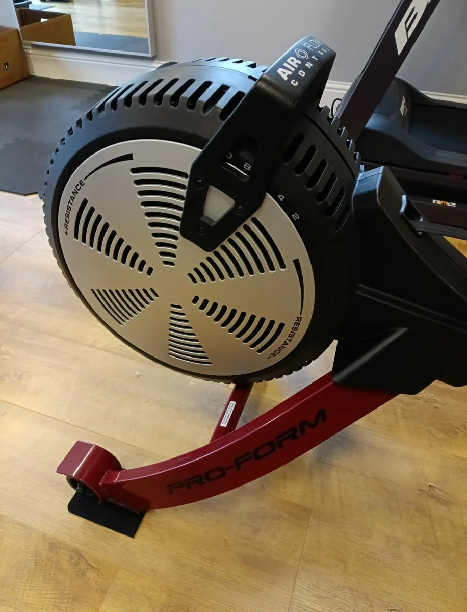 Pro Form R600 Rowing machine - Image 2