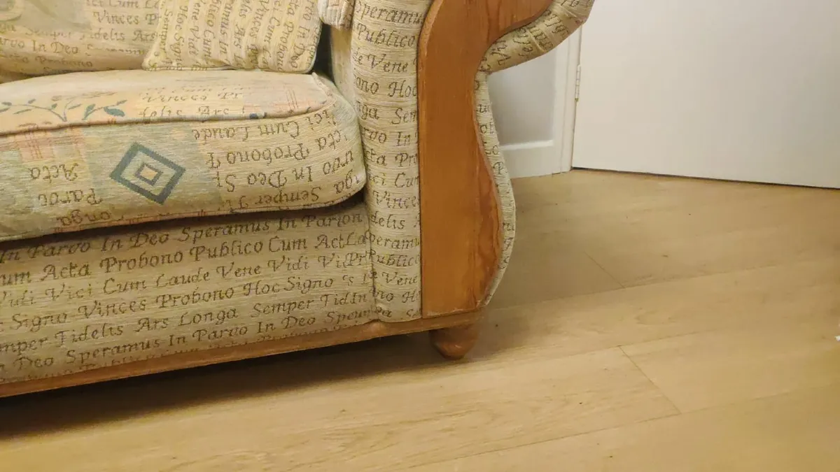 Couch for Sale -for free but must be collected - Image 4