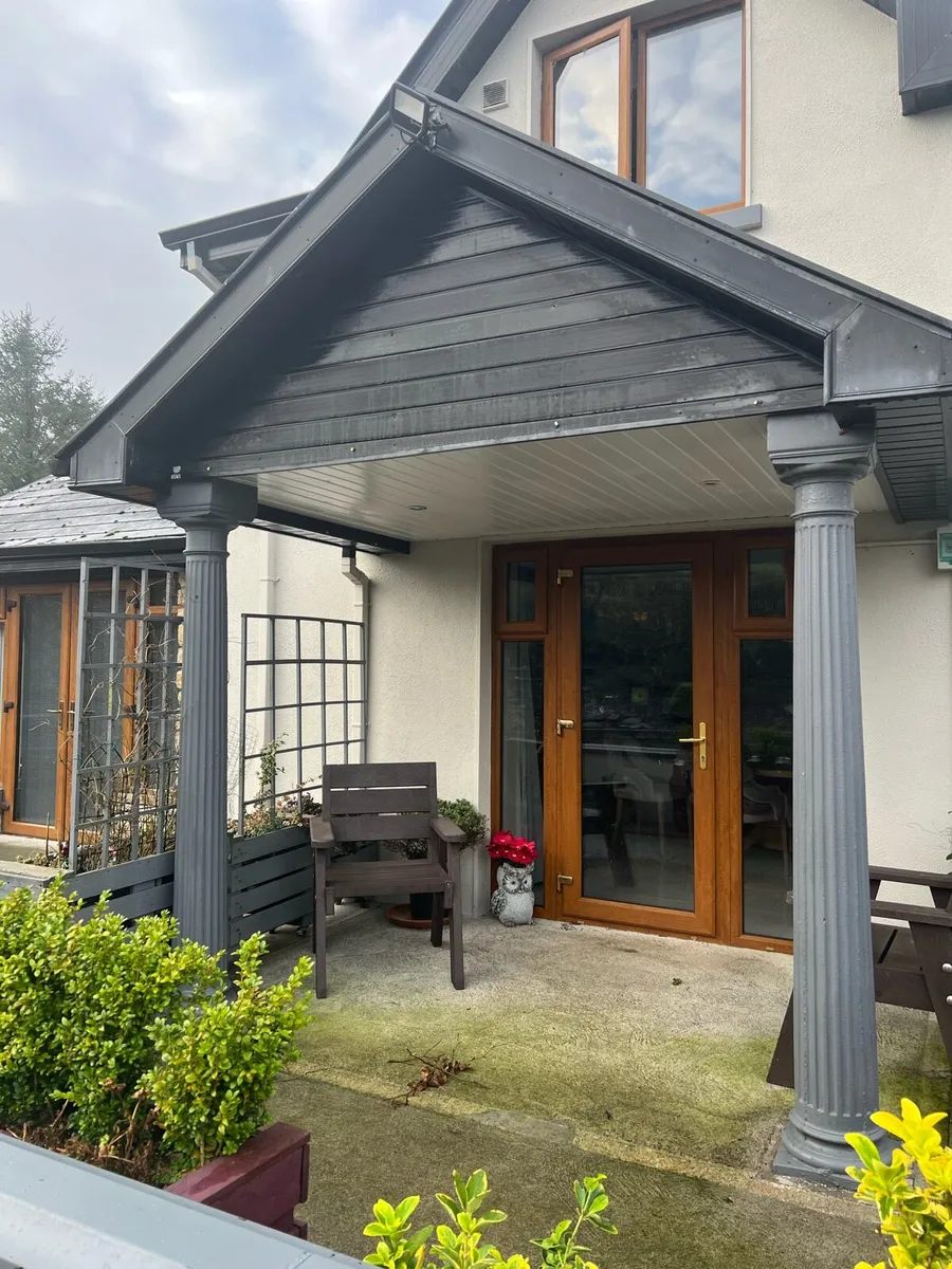 Porch/veranda open air with pillars - Image 2