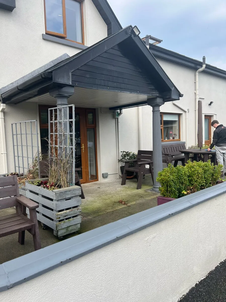 Porch/veranda open air with pillars - Image 3