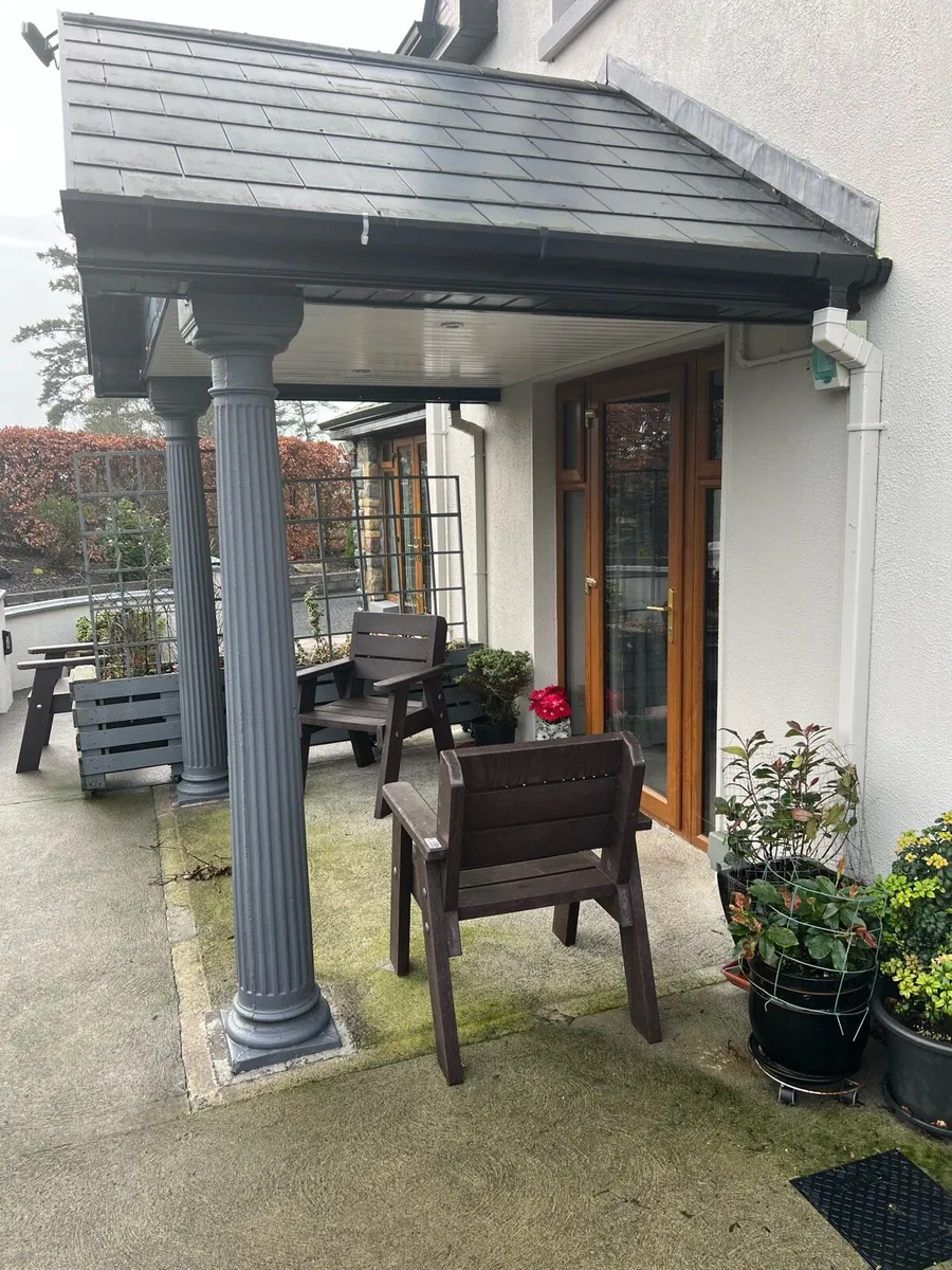 Porch/veranda open air with pillars - Image 4