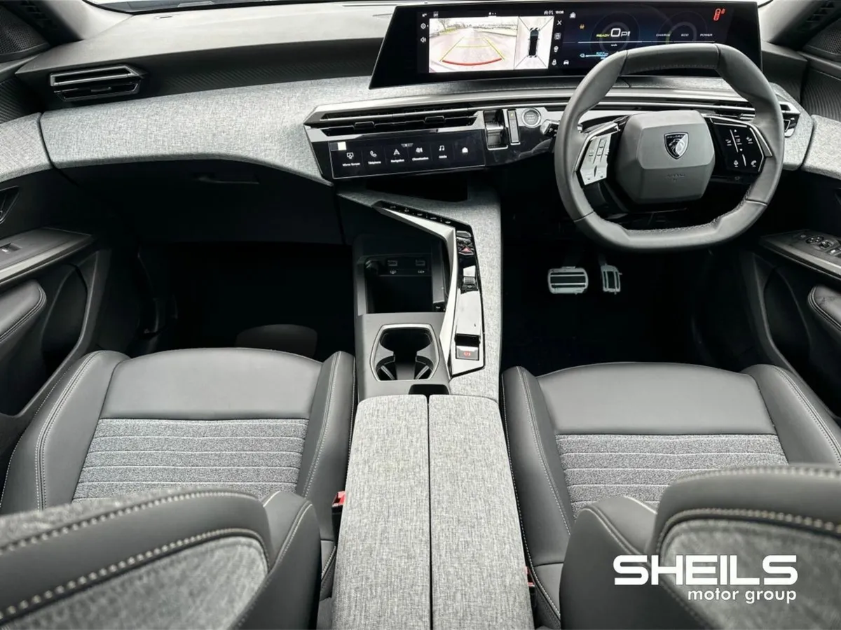 Peugeot 3008 ALLURE 73 kWh 210 bhp 527KM RANGE - Image 3