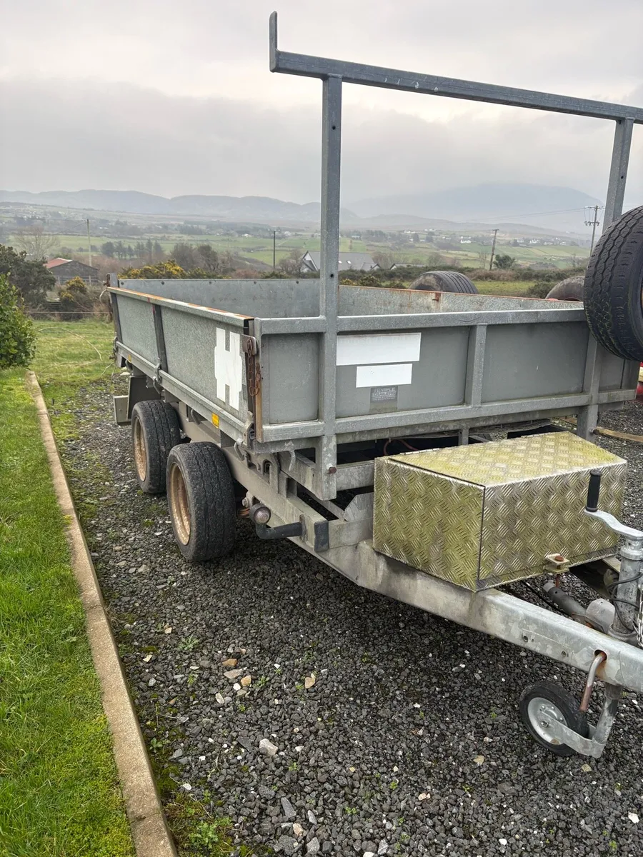 Tipping trailer - Image 4