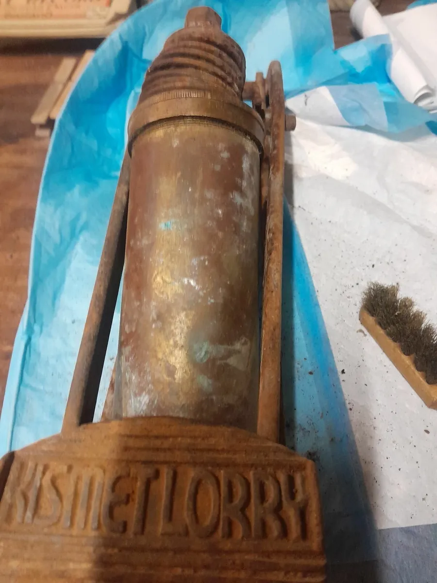 Vintage kismet lorry foot pump - Image 1