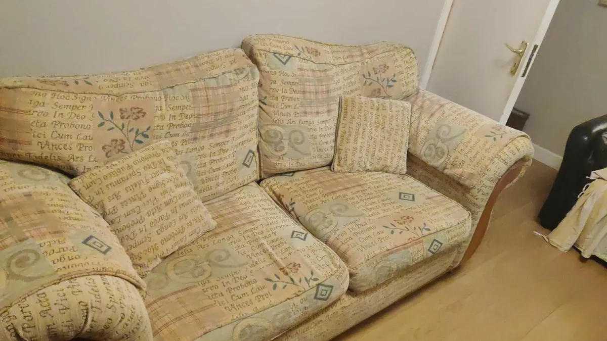 Couch for Sale -for free but must be collected - Image 3