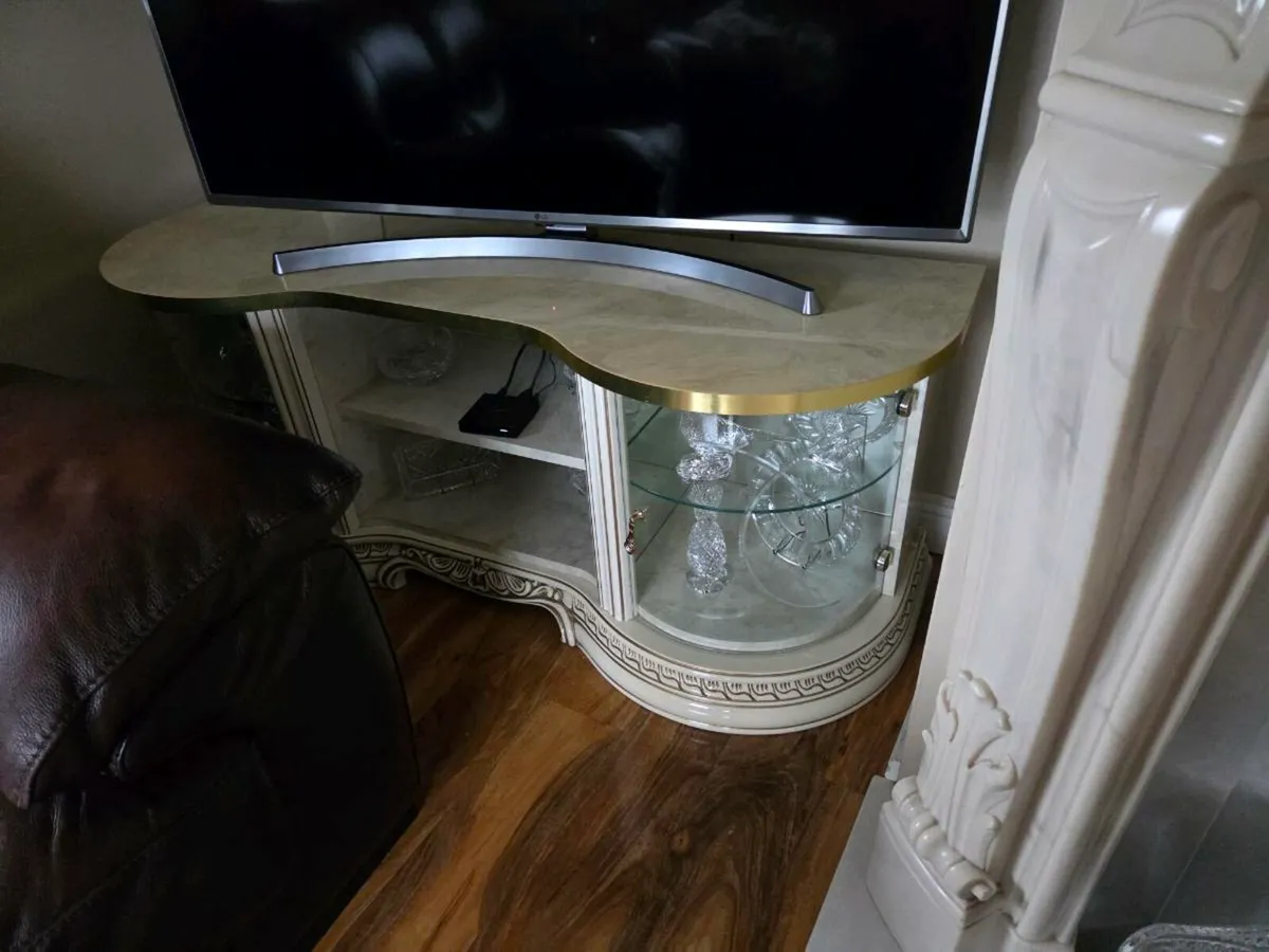 Italian Furniture - Image 3