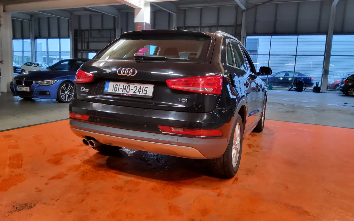 Audi Q3 2016 - Image 3