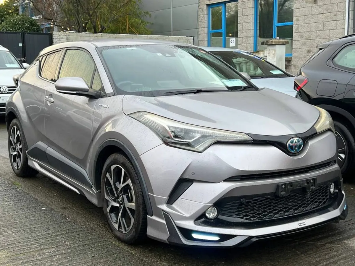 Toyota C-HR MODELLISTA 1.8 HYBRID // 18" DIAMOND C - Image 1
