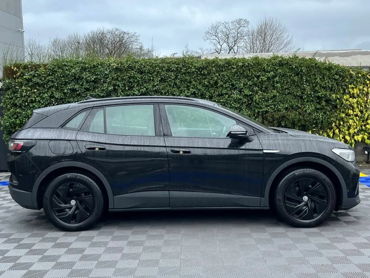 Volkswagen ID.4 PURE LIFE 52KWH // HEATED SEATS // - Image 2