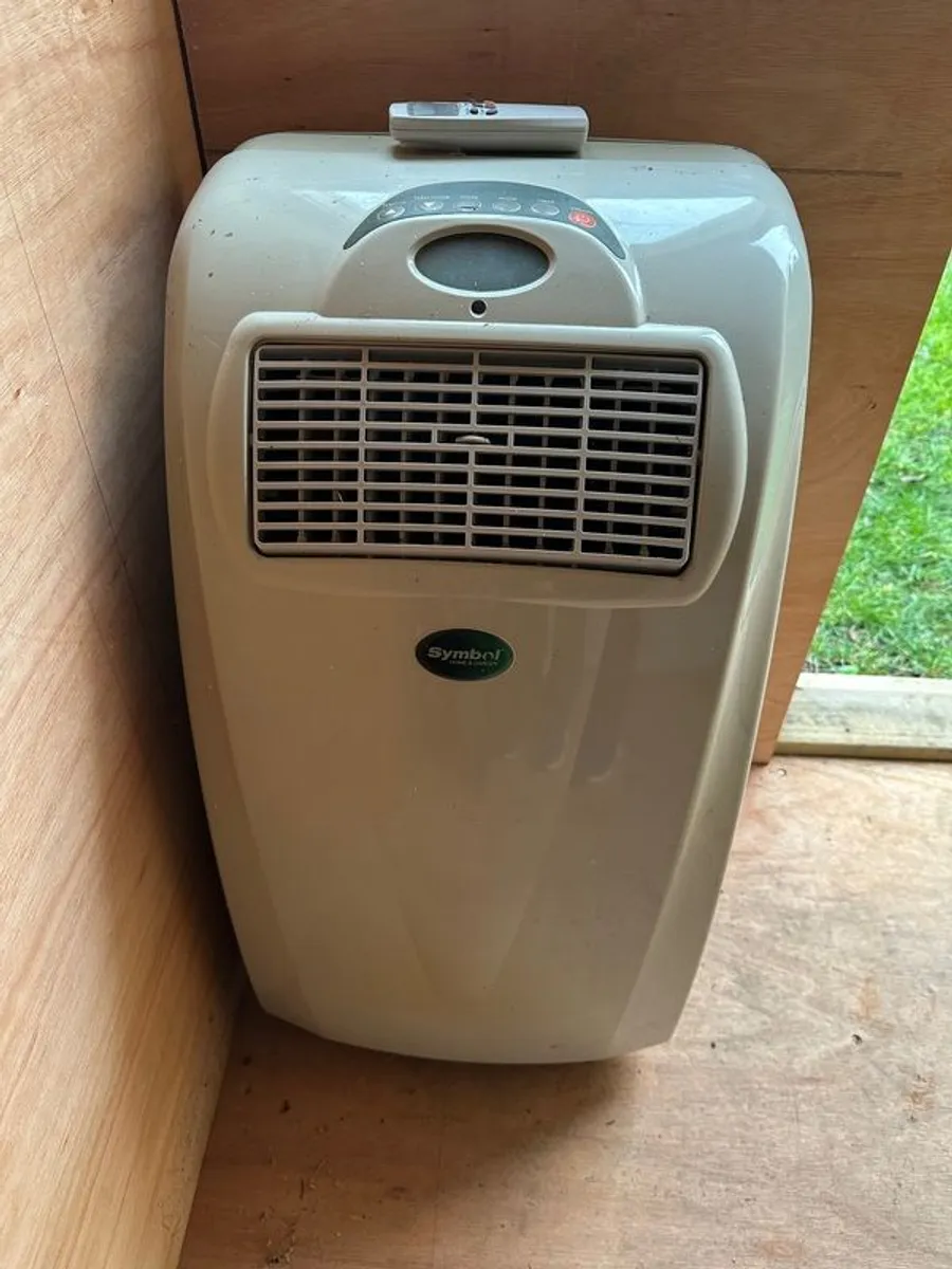 Mobile heater, air conditioner, dehumidifier - Image 1