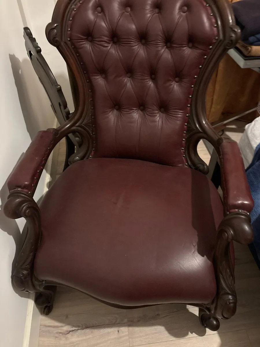 Very old grandfather  chair perfect - Image 2