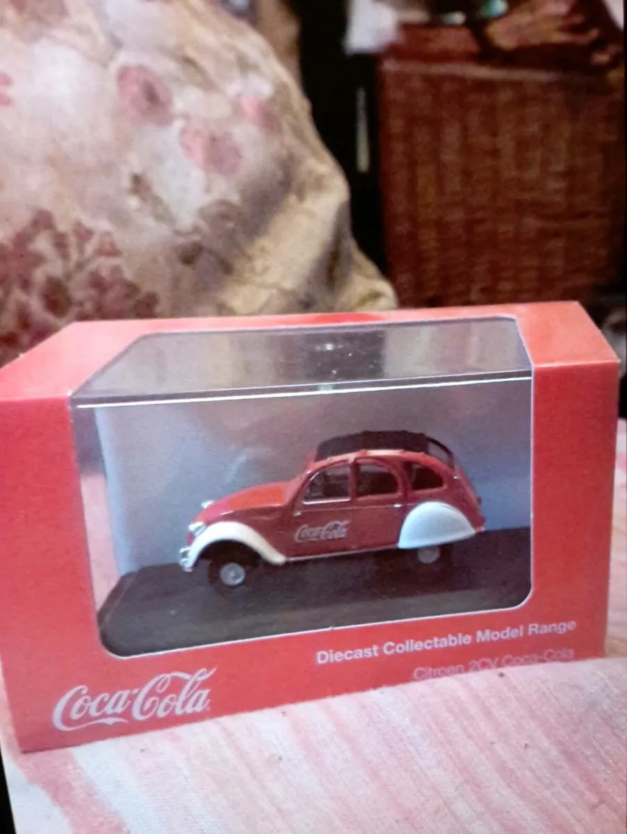 OXFORD DIE-CAST CITROEN 2CV COCA COLA CAR - Image 1