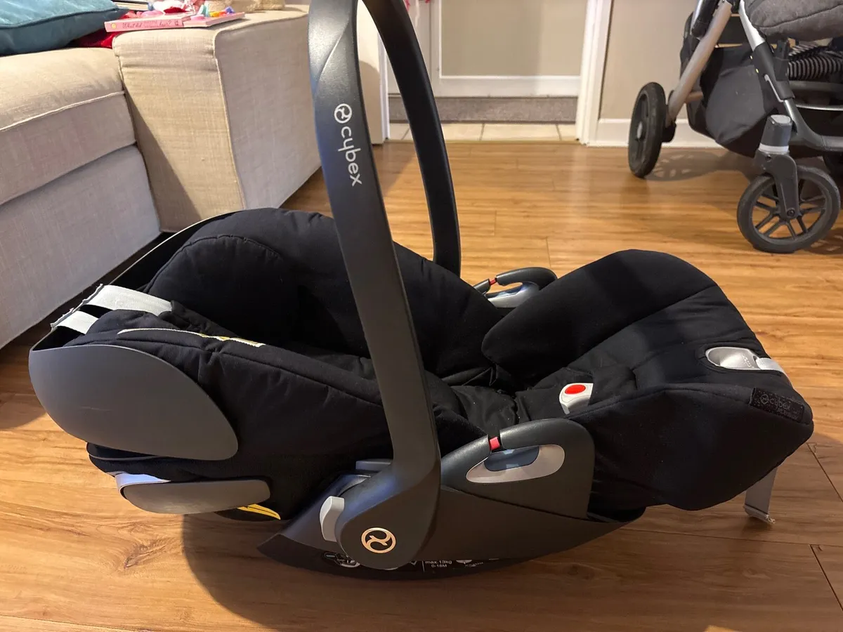Cybex Car Seat - Image 3