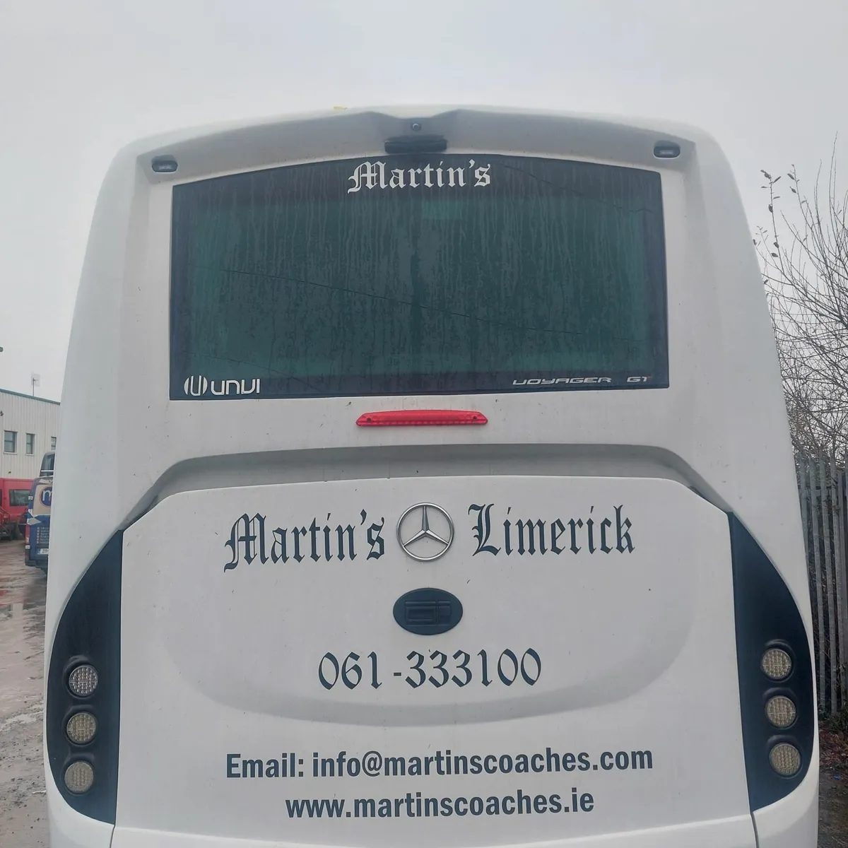 UNVI MERCEDES-BENZ 2017 (33+1+1) - Image 2