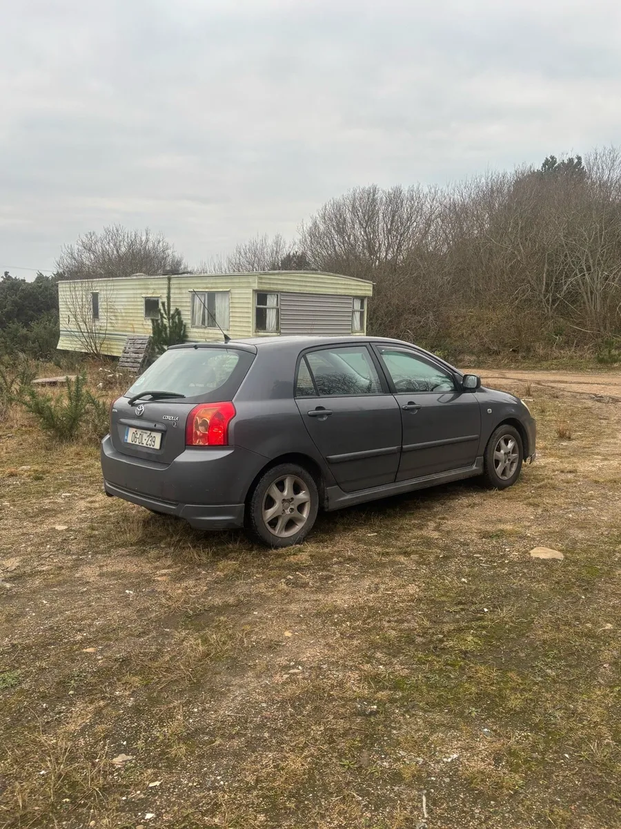 Toyota Coralla - Image 3