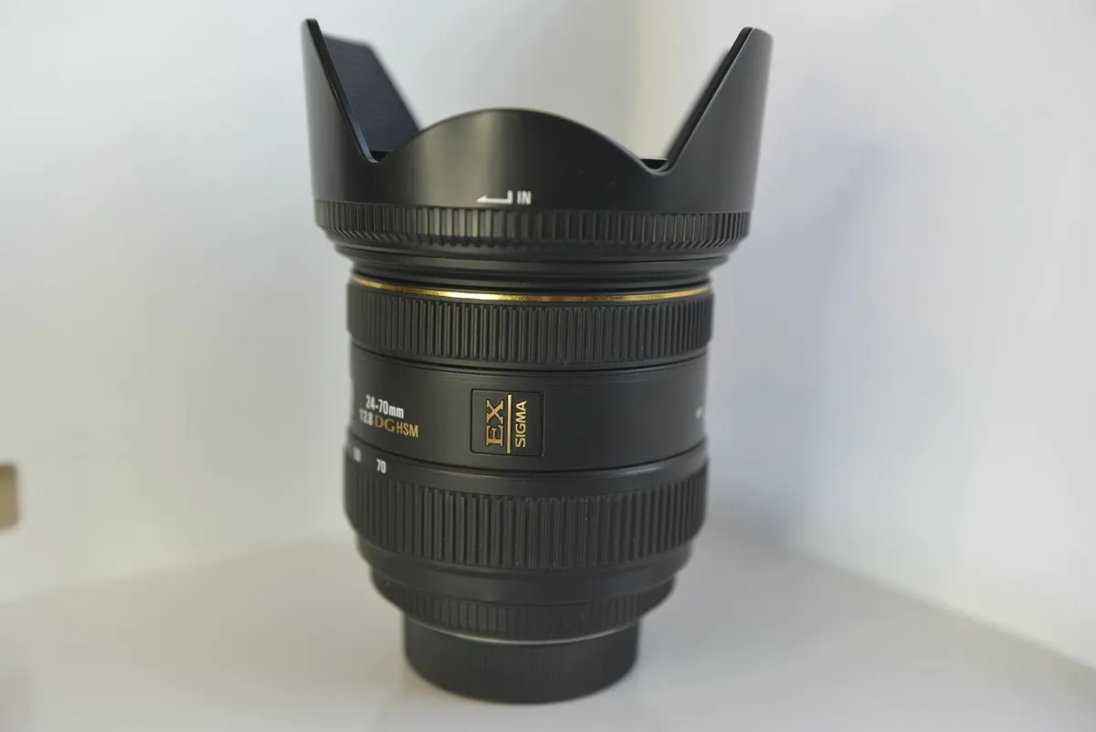 SIGMA 24-70mm f/2.8 IF EX DG Nikon - Image 1
