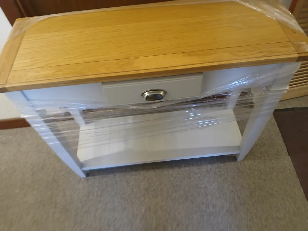 Reception table new delivered.... - Image 2