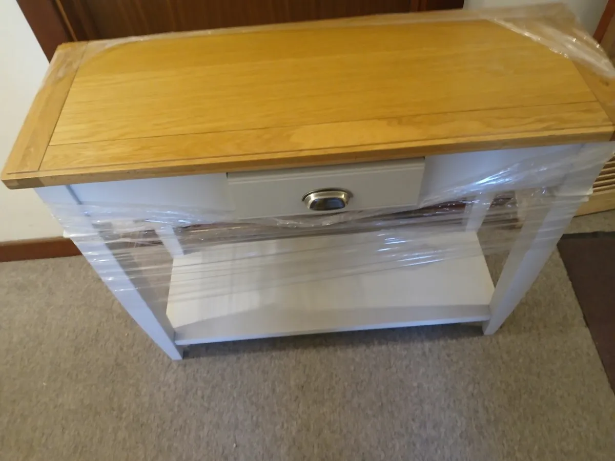 Reception table new delivered.... - Image 3