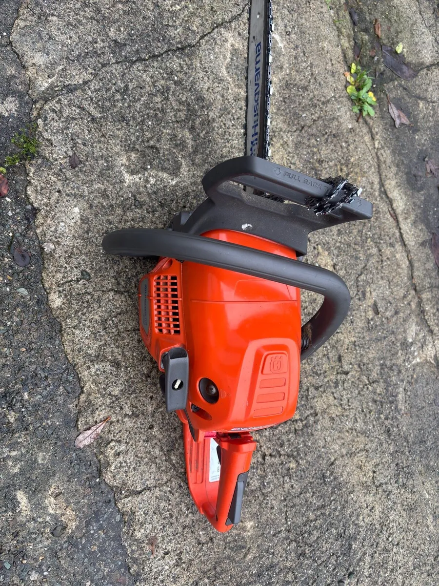 Husqvarna 130 chainsaw - Image 1