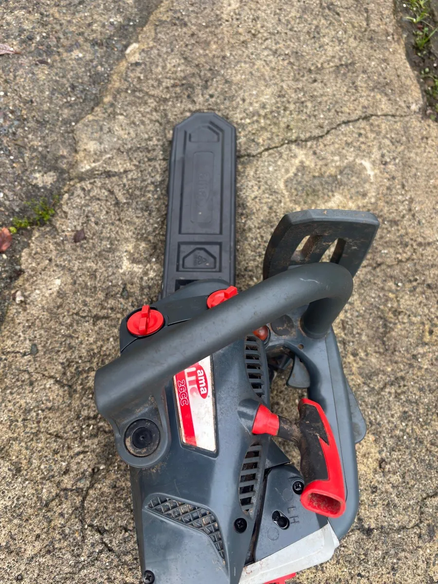 AMA top handle chainsaw - Image 1