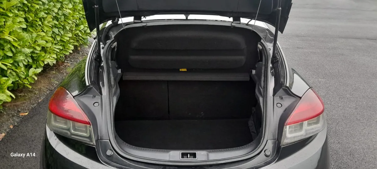 RENAULT MEGANE COUPÉ AS NEW NCT MINT - Image 3