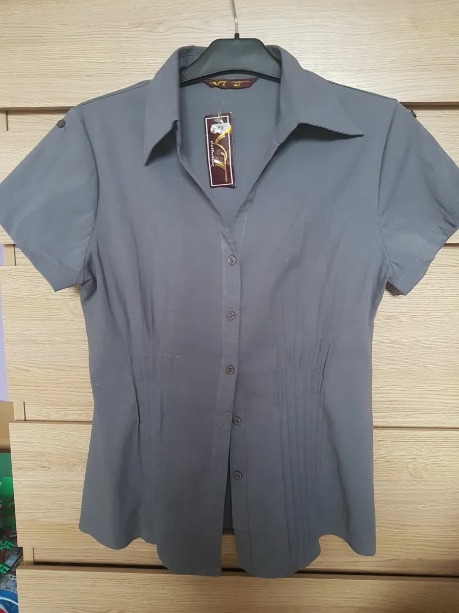 grey shirt size m ,m-l