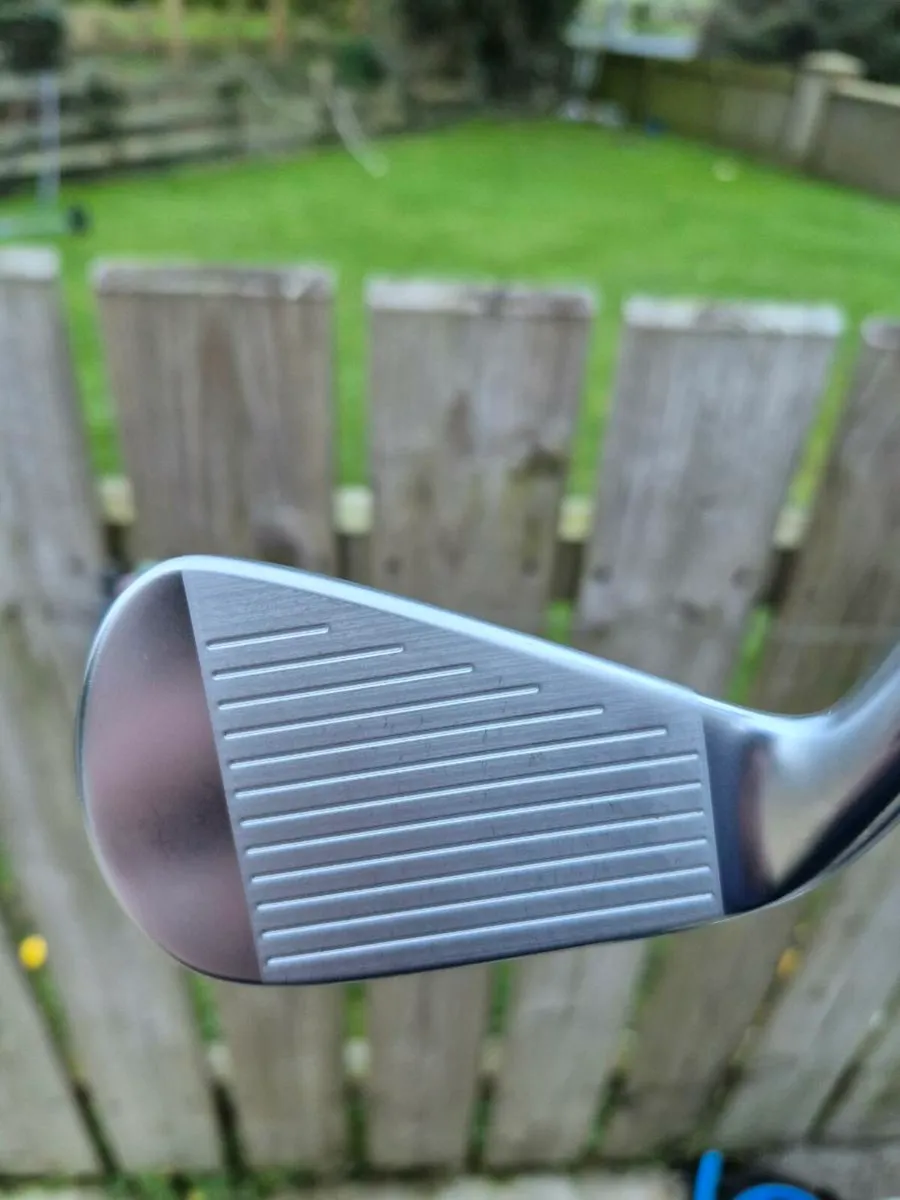 MINT SRIXON ZX5/ZX7 COMBO IRONS 4-PW STIFF - Image 2