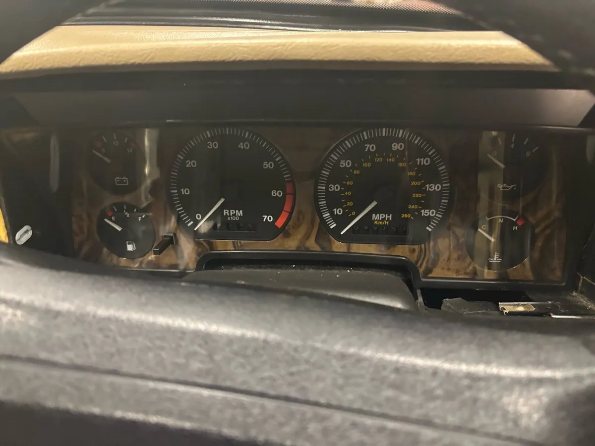 Jaguar XJS - Image 3