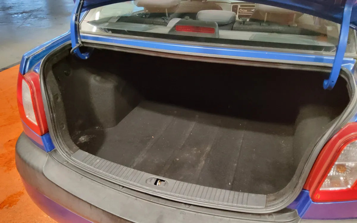 Kia Rio 2007 - Image 4