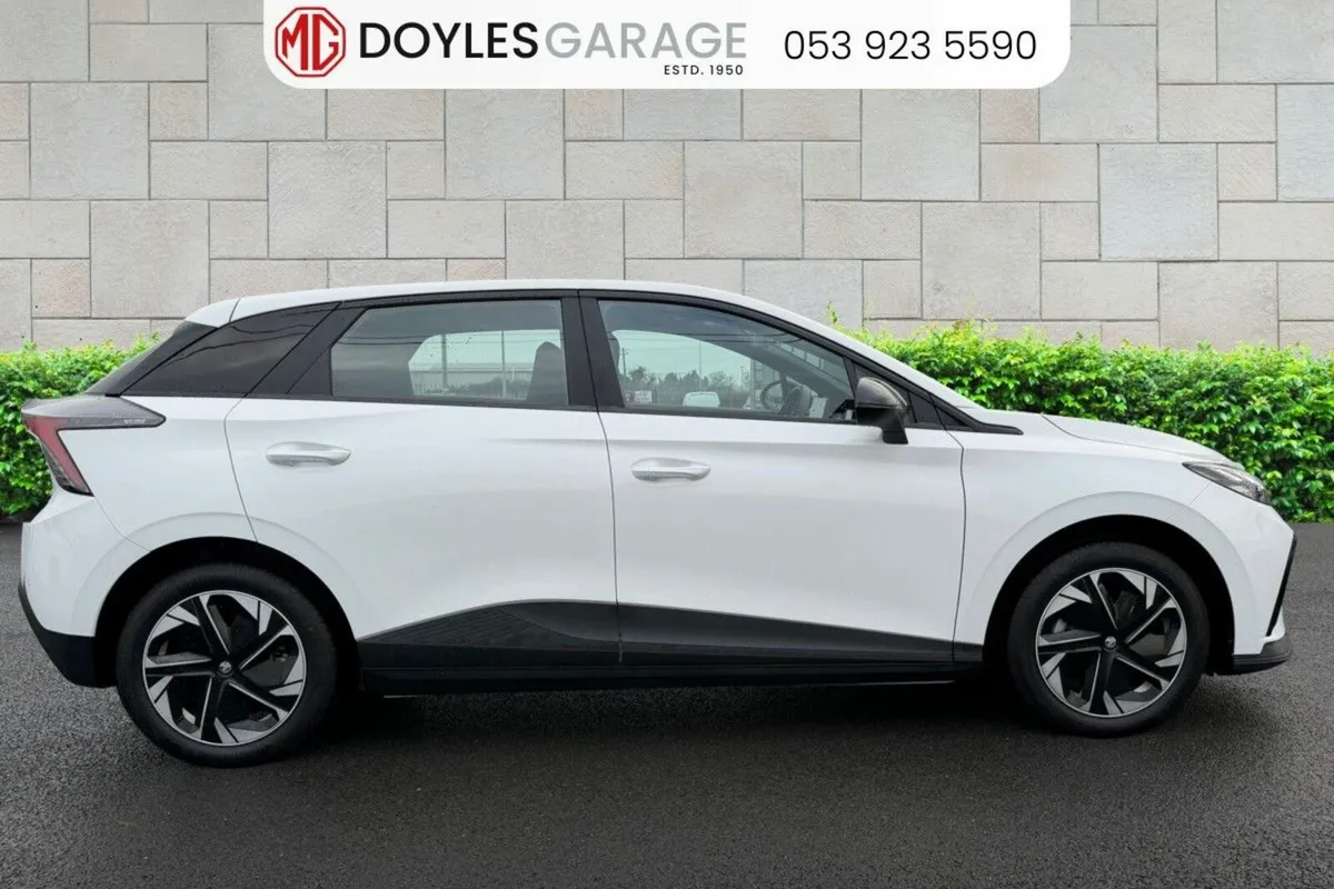 MG MG4 MG4 SR Excite - Image 2
