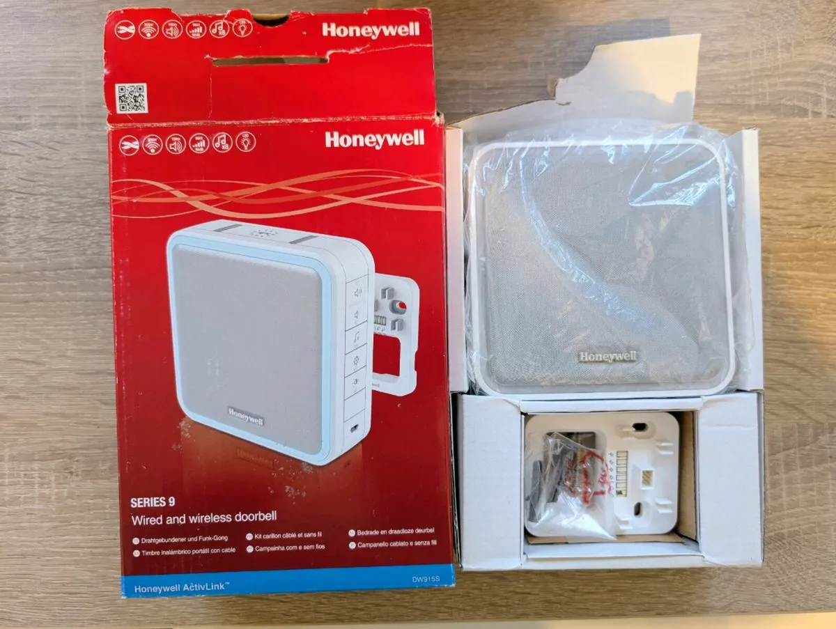Honeywell Series 9 wired & wireless doorbell