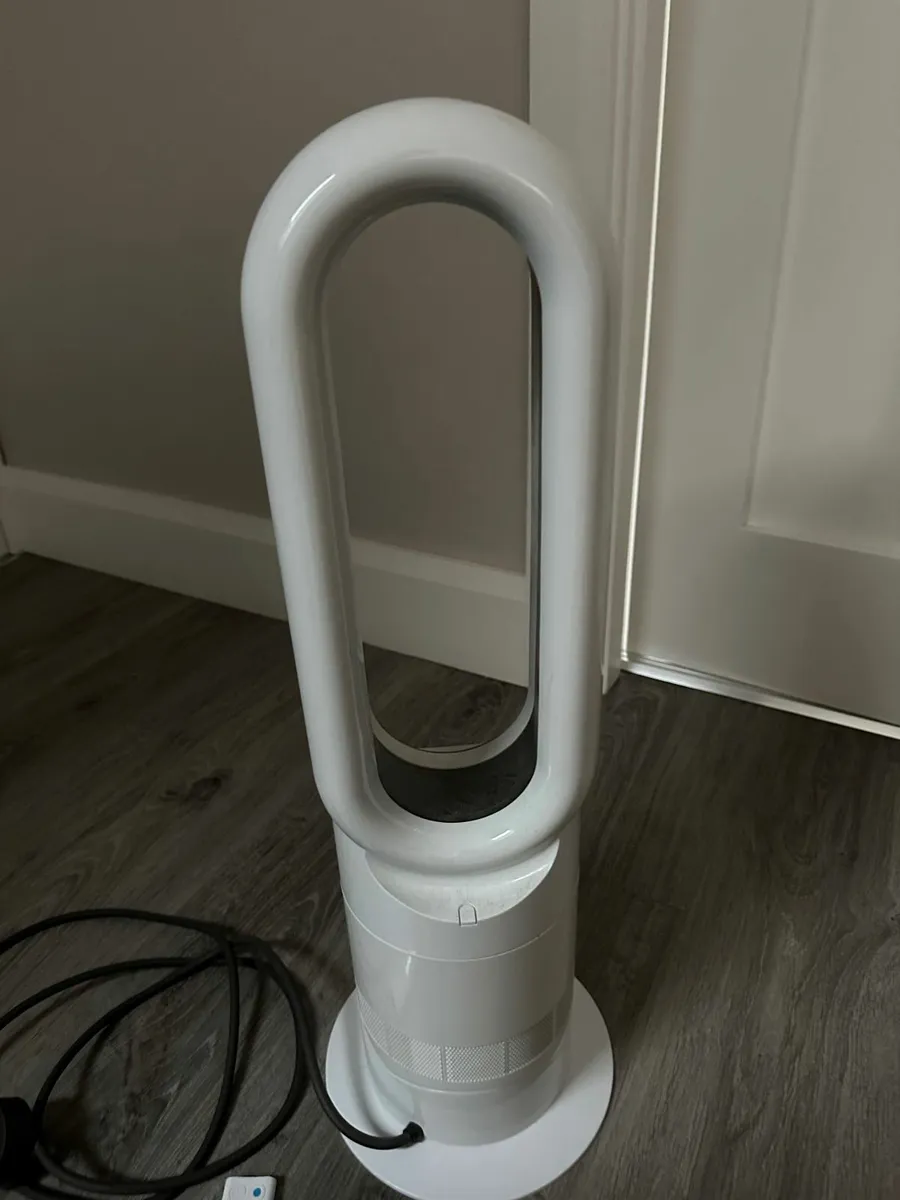 Dyson Fan Hot + Cool in very good condition - Image 2