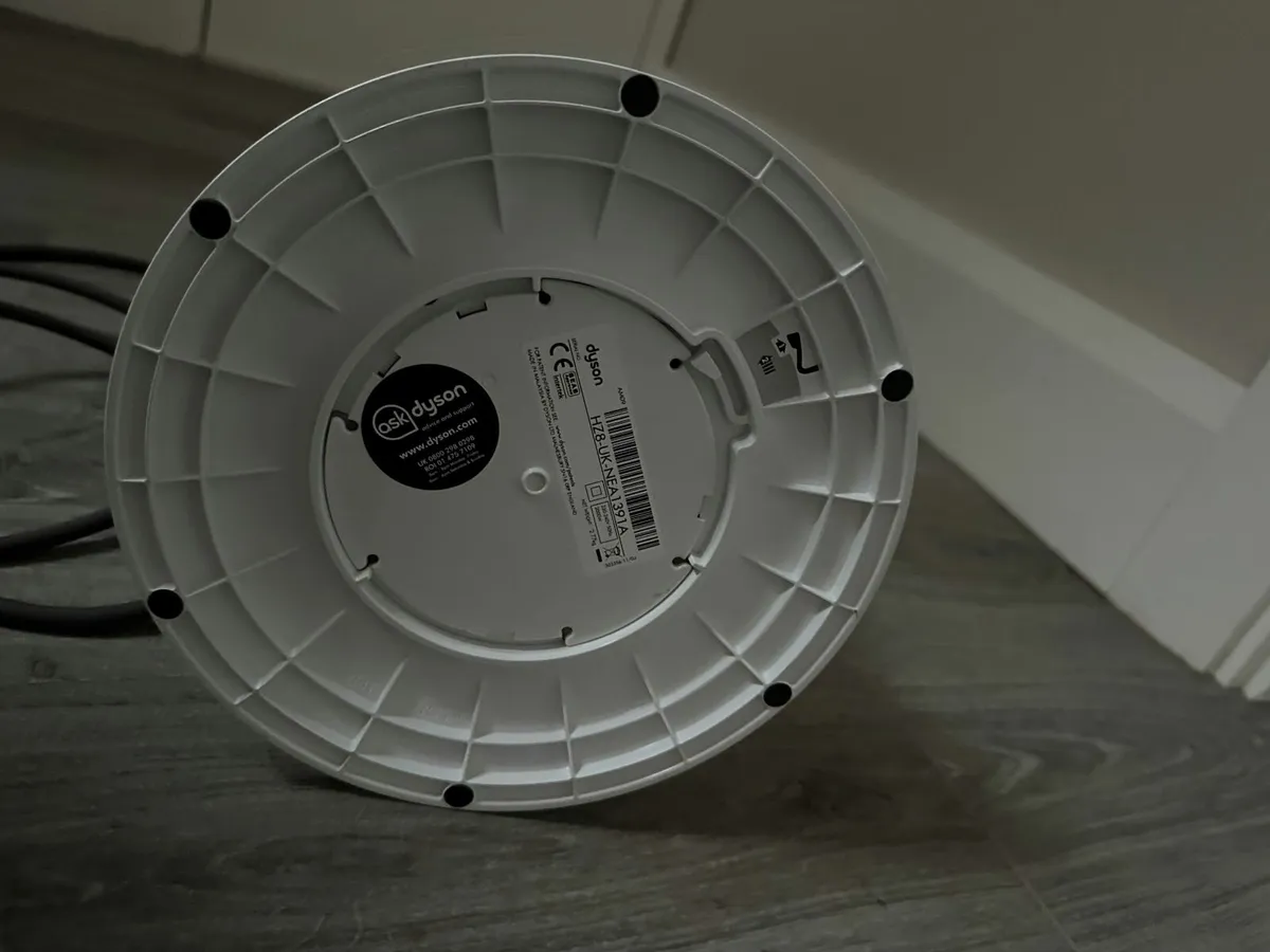 Dyson Fan Hot + Cool in very good condition - Image 3