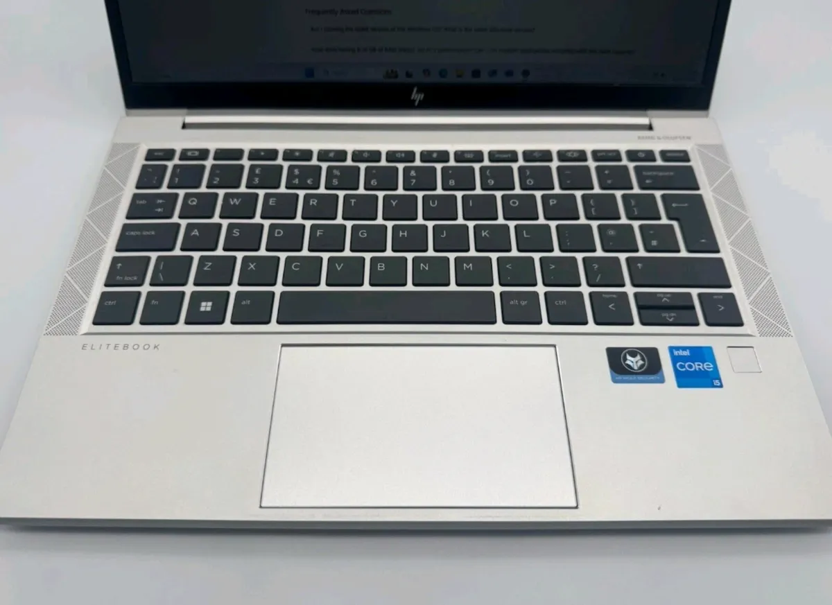 HP Elitebook 830 G8 - Image 2