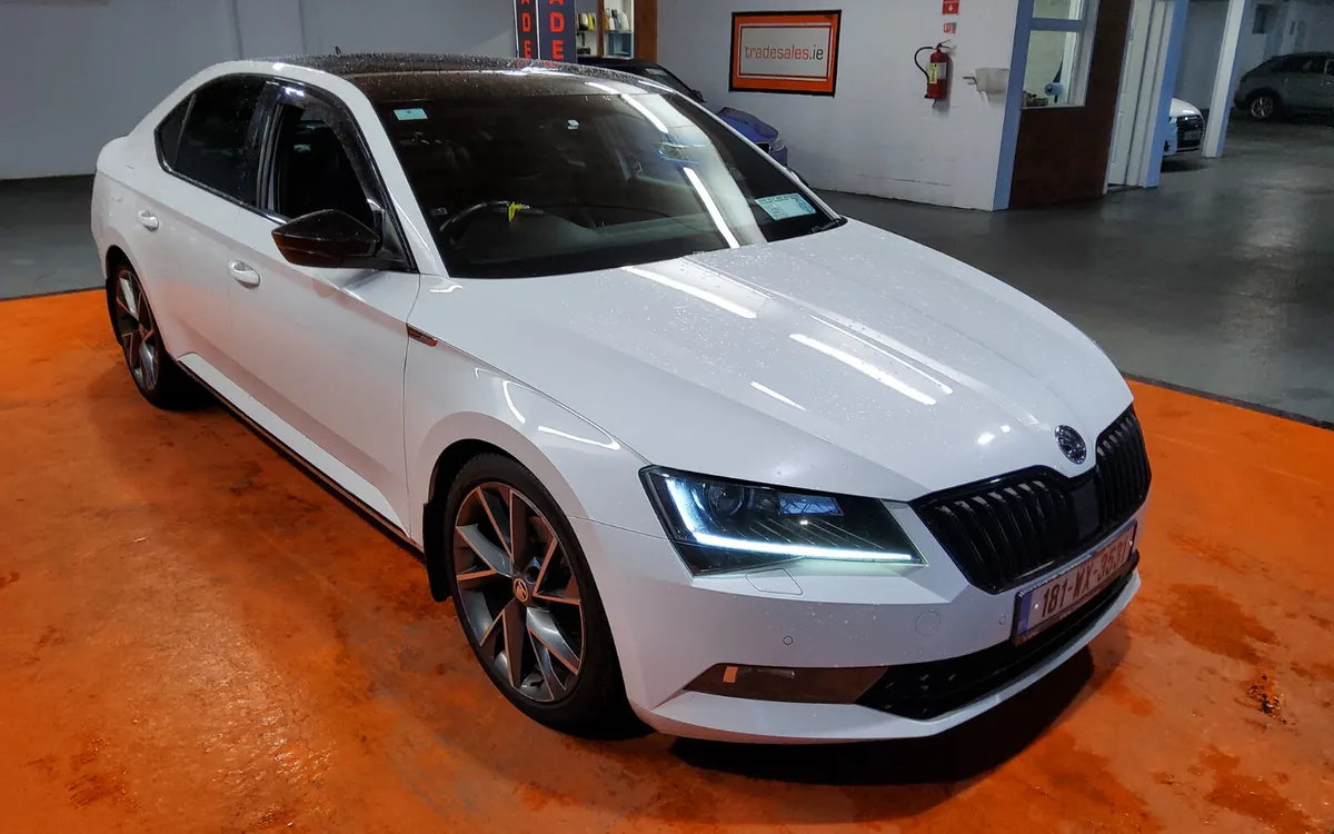 Skoda Superb 2018 - Image 1