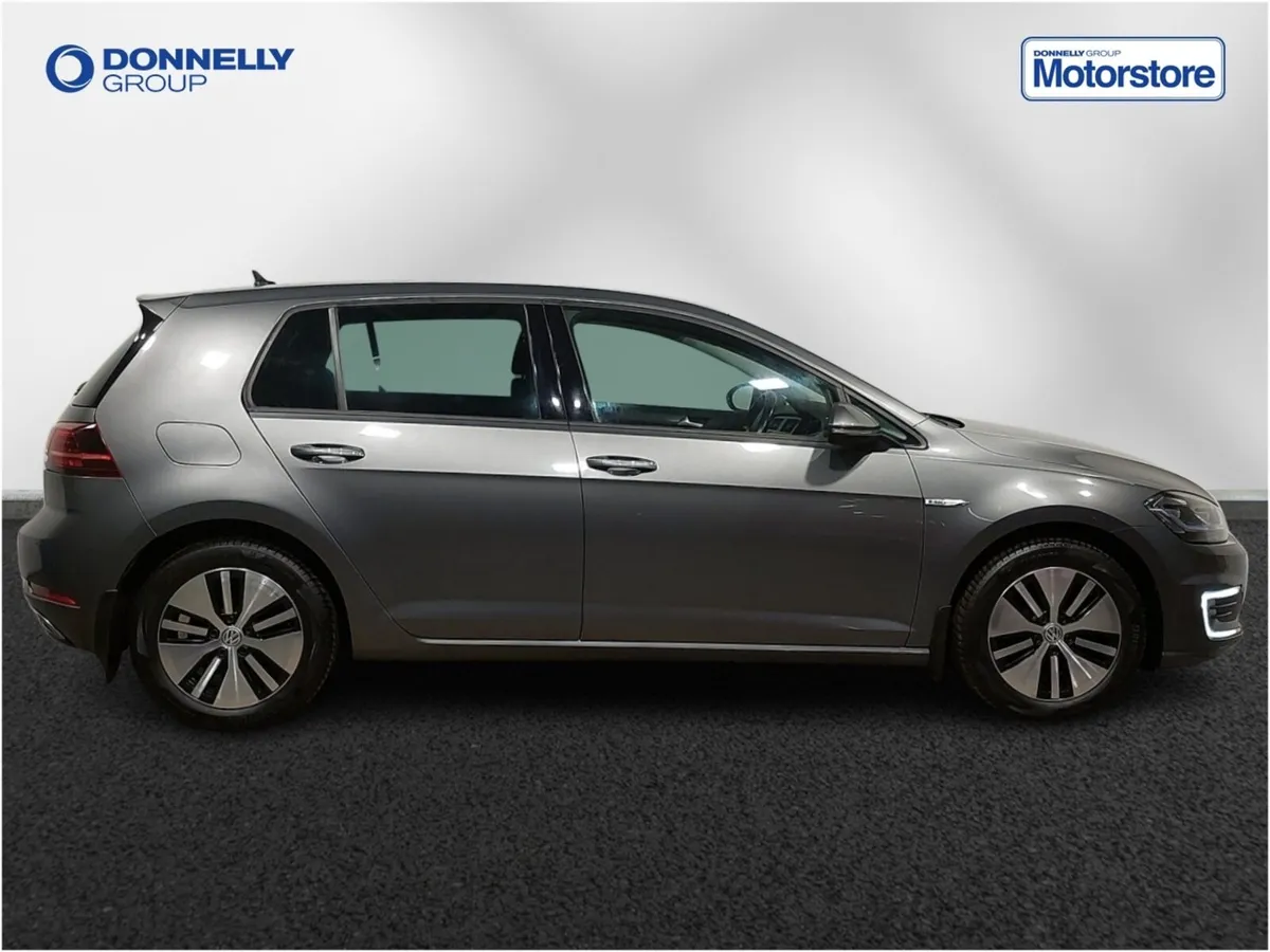 Volkswagen Golf Electric Hatchback e- - Image 3