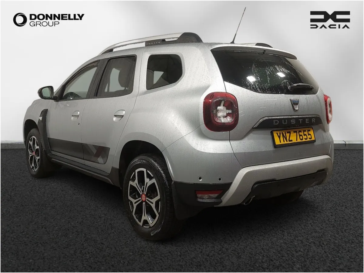 Dacia Duster Estate Special Edition Techroad - Image 2